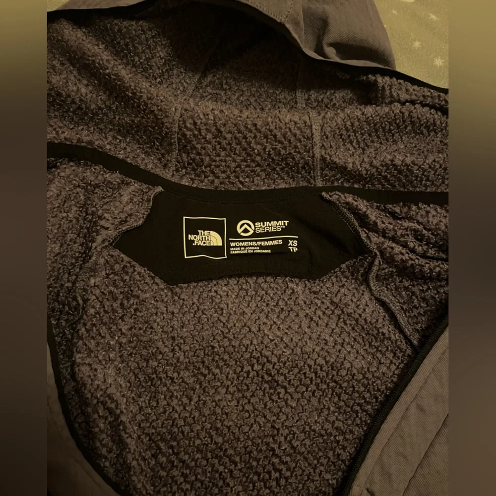 North Face Future Fleece Jacket. - Picture 6 of 8